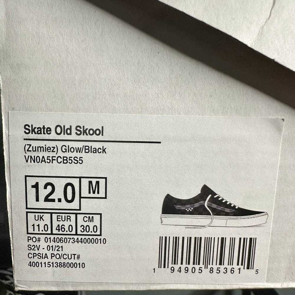 Vans Men's Checkered Sneakers - Black and White - Picture 7 of 8
